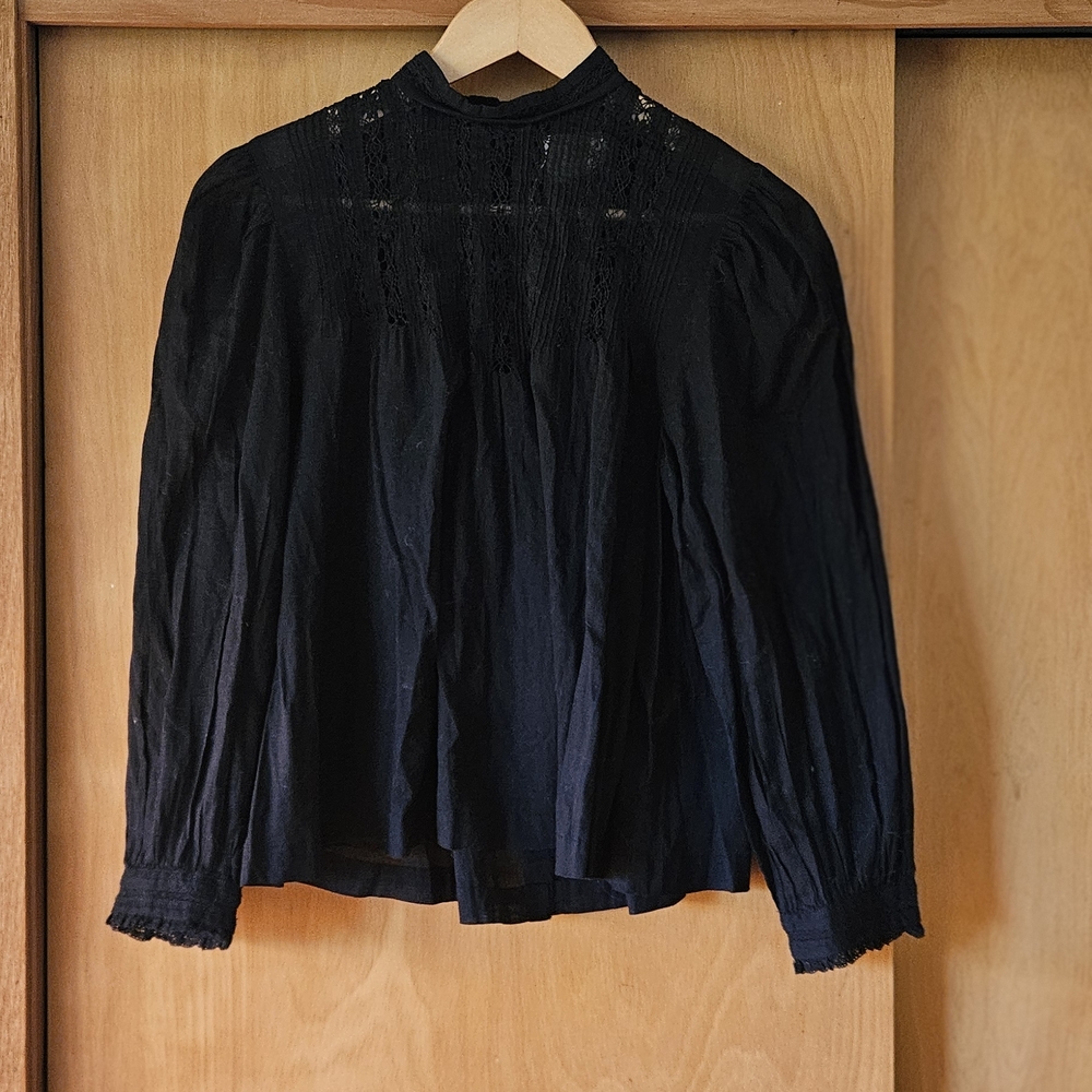 Doen Black Crochet Lace Blouse - Picture 1 of 2